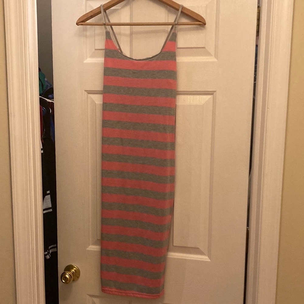 Medium pink and gray dress